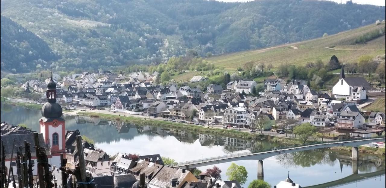 Mosel-Appartements Nehren Zell Eksteriør billede